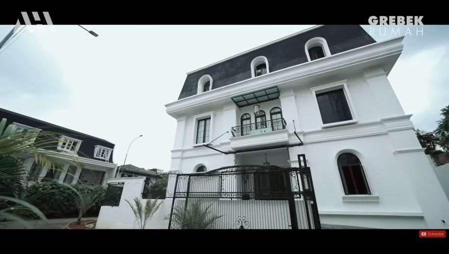 Potret Rumah Baru Eko Patrio Seharga Rp150 M, Kolam Renangnya Beda dari yang Lain!