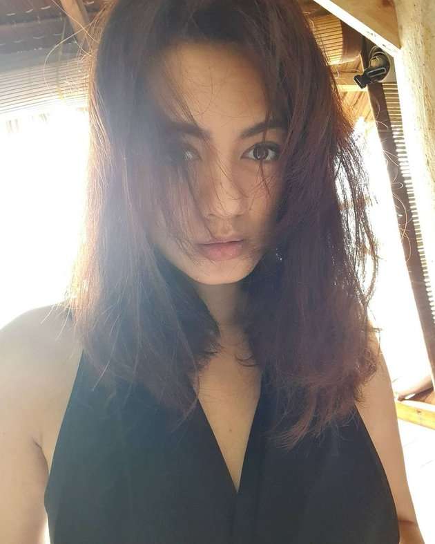 Masih Ingat Artis Seksi Yeyen? Makin Berani Pose `Hot` Setelah Menjanda, Lihat 8 Potretnya