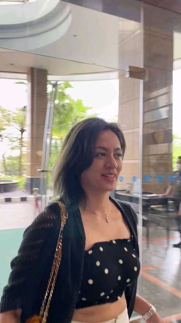 Masih Ingat Artis Seksi Yeyen? Makin Berani Pose `Hot` Setelah Menjanda, Lihat 8 Potretnya