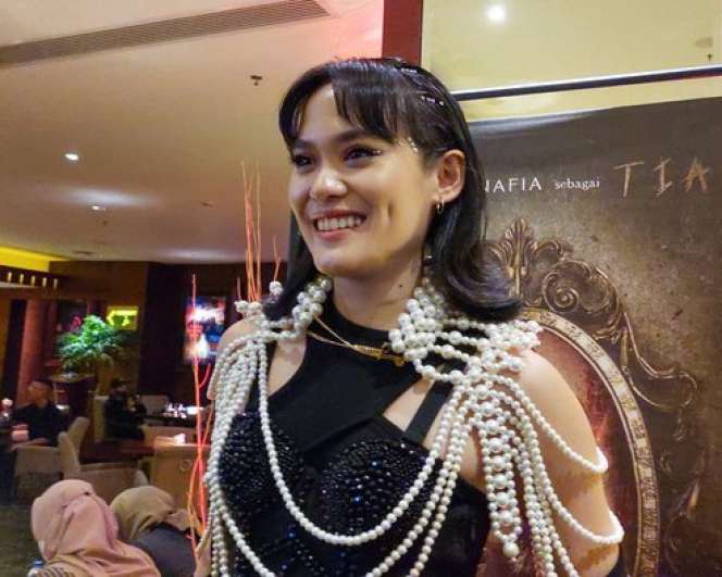 Penakut, Potret Sheryl Sheinafia Diganggu Setan di Lokasi Syuting