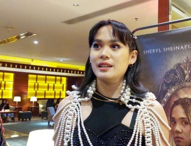 Penakut, Potret Sheryl Sheinafia Diganggu Setan di Lokasi Syuting