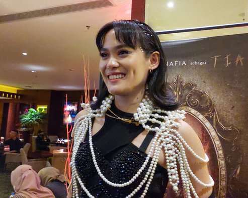 Penakut, Potret Sheryl Sheinafia Diganggu Setan di Lokasi Syuting