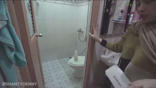 Potret Rumah Pertama Denny Cagur, Ternyata Beda Banget, Bak Bumi dan Langit!