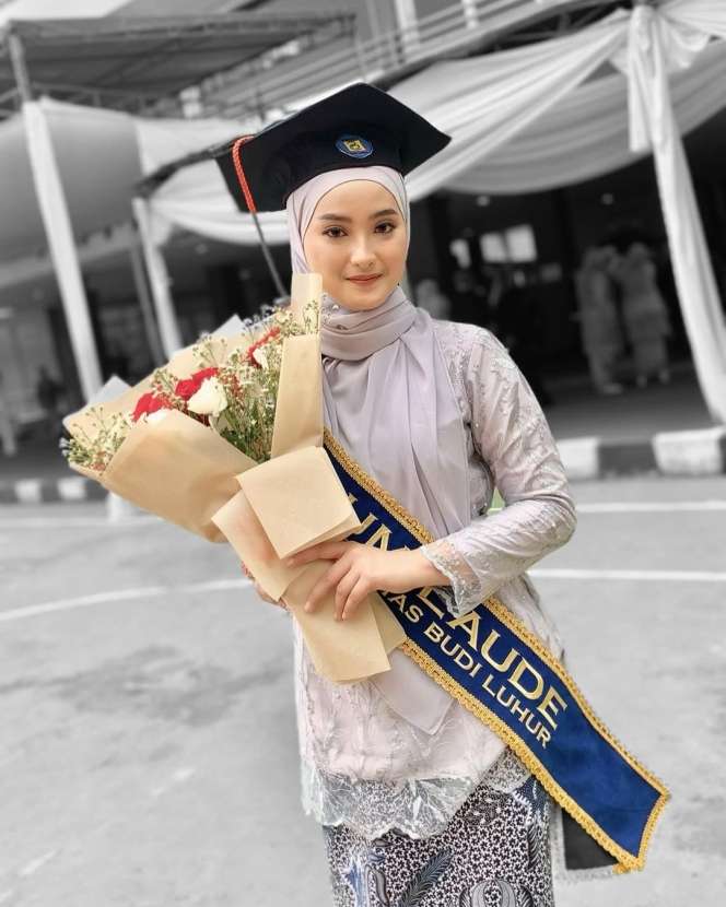 Cantiknya Eveline Ovilia Asisten Baru Raffi Ahmad, Sempat Jadi Ajudan Ridwan Kamil!