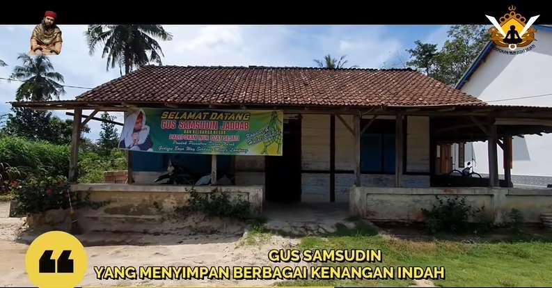 10 Potret Rumah Gus Samsudin di Kampung, Jauh dari Mewah, Reyot Berdinding Anyaman Bambu