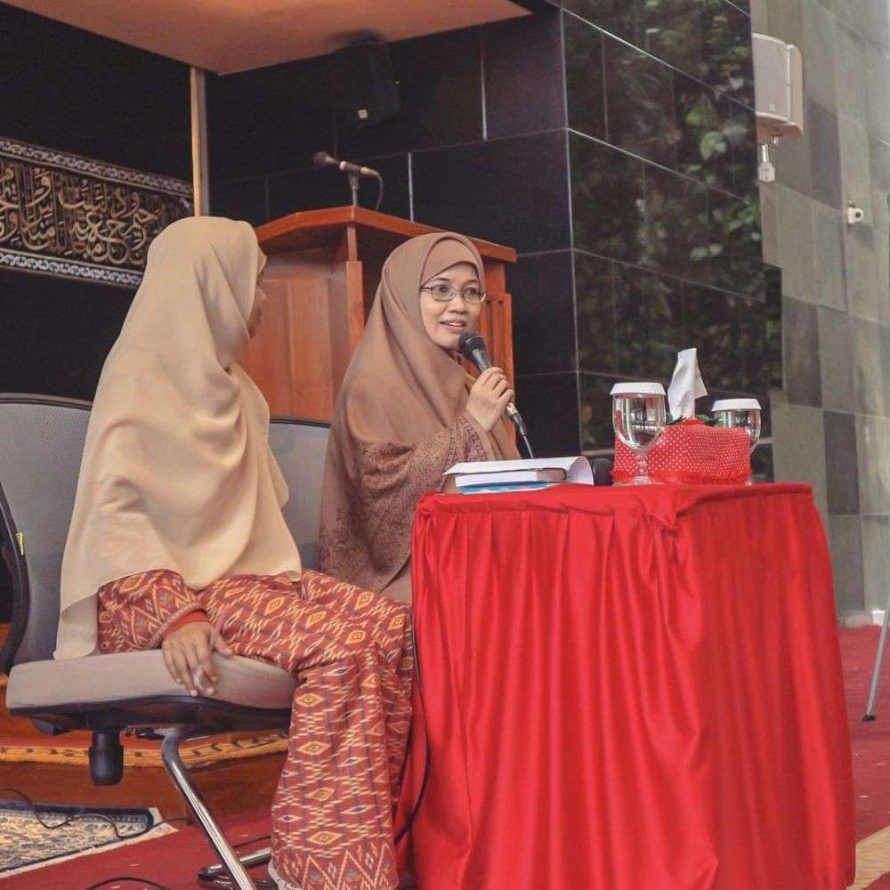 Ingat Teh Ninih, Mantan Istri Aa Gym? Dulu Dipoligami & 3 Kali Diceraikan, Nasibnya Kini Bak Langit & Bumi, Lebih Sukses?
