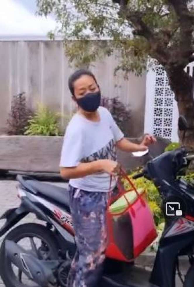 Penampilan Soimah saat Menjamu Yuni Shara Tuai Sorotan, Kayak Bukan Artis