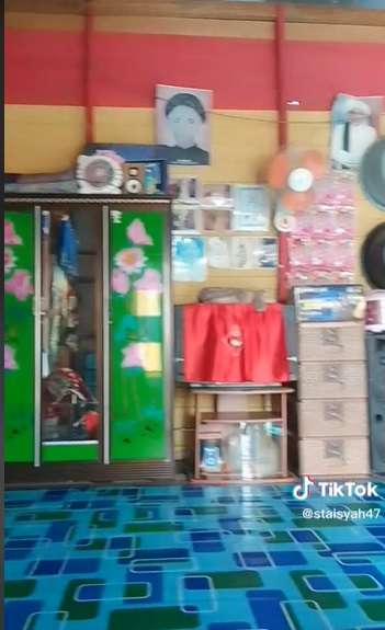 Potret Dapur di Rumah Panggung Ini Bikin Melongo, Rapi Banget Auto Betah!