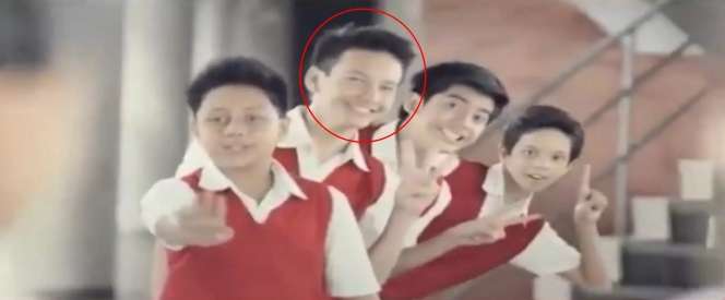 Ingat Remaja di Iklan Biskuit ini? Kini Jadi Aktor Papan Atas, Ganteng Digilai Para Cewek, Siapa Dia? Simak 8 Potretnya!