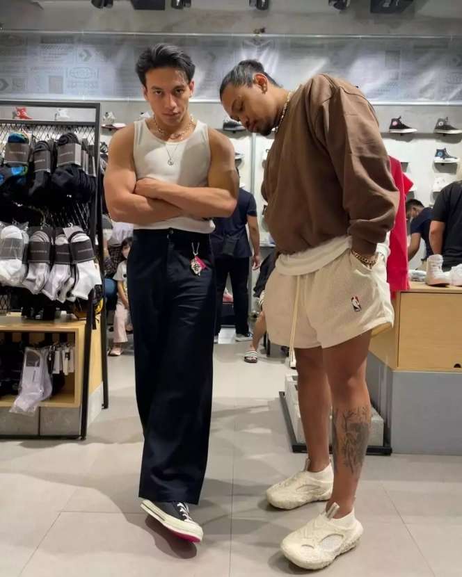 Ingat Remaja di Iklan Biskuit ini? Kini Jadi Aktor Papan Atas, Ganteng Digilai Para Cewek, Siapa Dia? Simak 8 Potretnya!