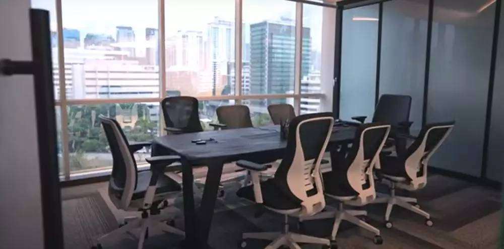 Estetik Banget! Potret Markas Cuan Bisnis Aplikasi Saham Punya Kaesang