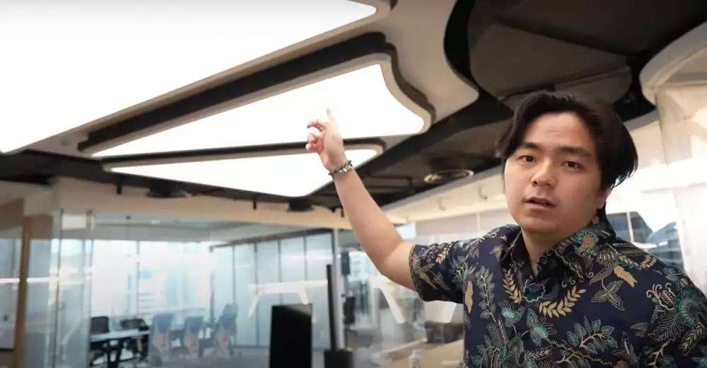 Estetik Banget! Potret Markas Cuan Bisnis Aplikasi Saham Punya Kaesang