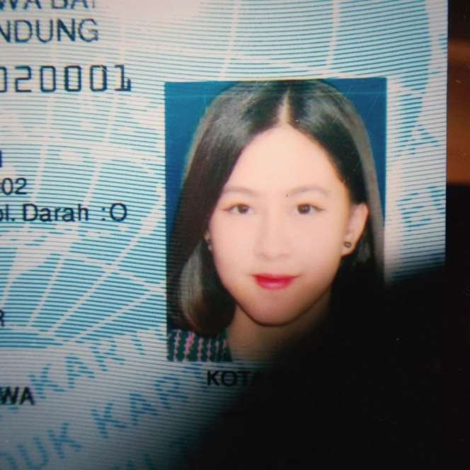 10 Foto KTP Tercantik Milik Artis Indonesia, Suzanna Saat Muda Ternyata Bule Banget!