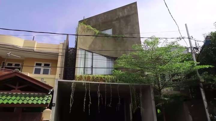 10 Adu Mewah Rumah Desta VS Nycta Gina, Bak Bumi & Langit, Yang Satu Megah Bagai Istana!