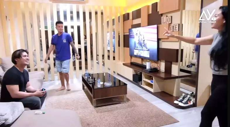 Potret Rumah Aktor Kolosal Choky Andriano, Mewah Bak Hotel Berbintang, Ada Ruang Rahasia!