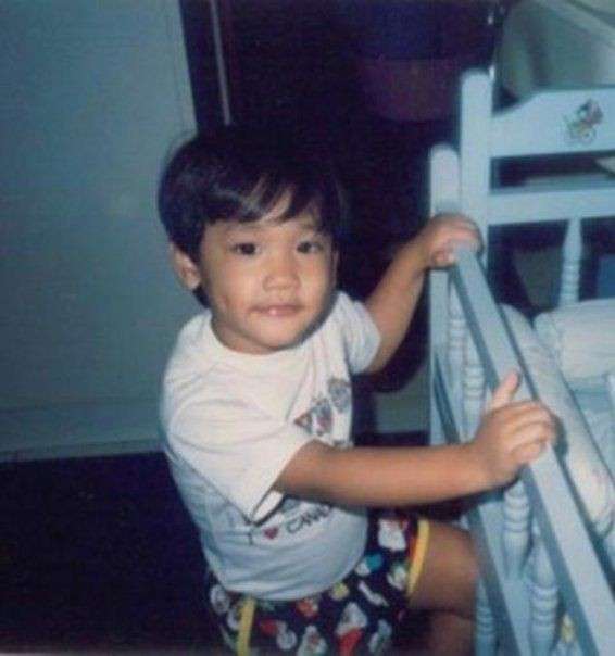 10 Potret Masa Kecil Afgan yang Bikin Pangling, Bak Orang Korea Sejak Bayi, Gemas!