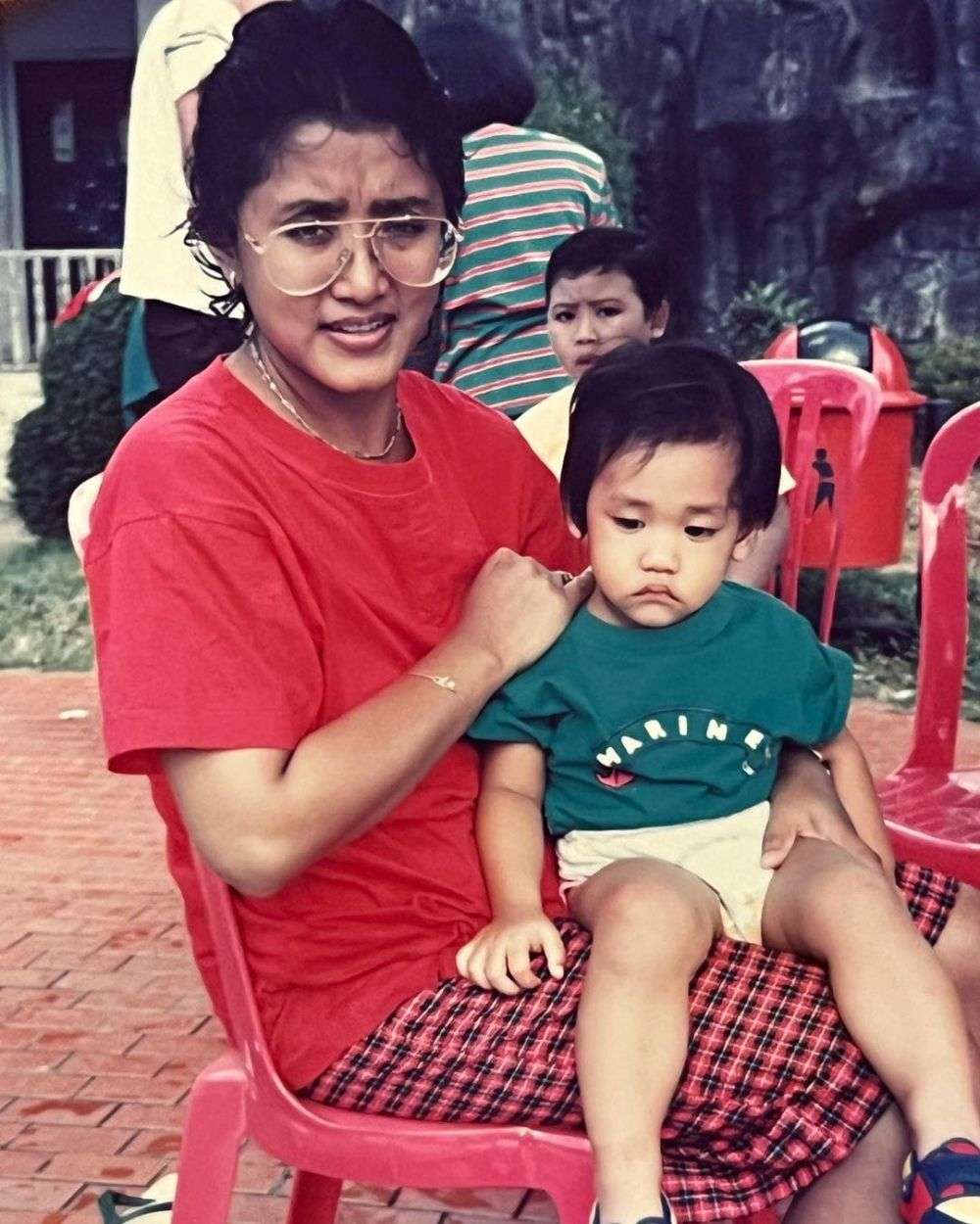 10 Potret Masa Kecil Afgan yang Bikin Pangling, Bak Orang Korea Sejak Bayi, Gemas!