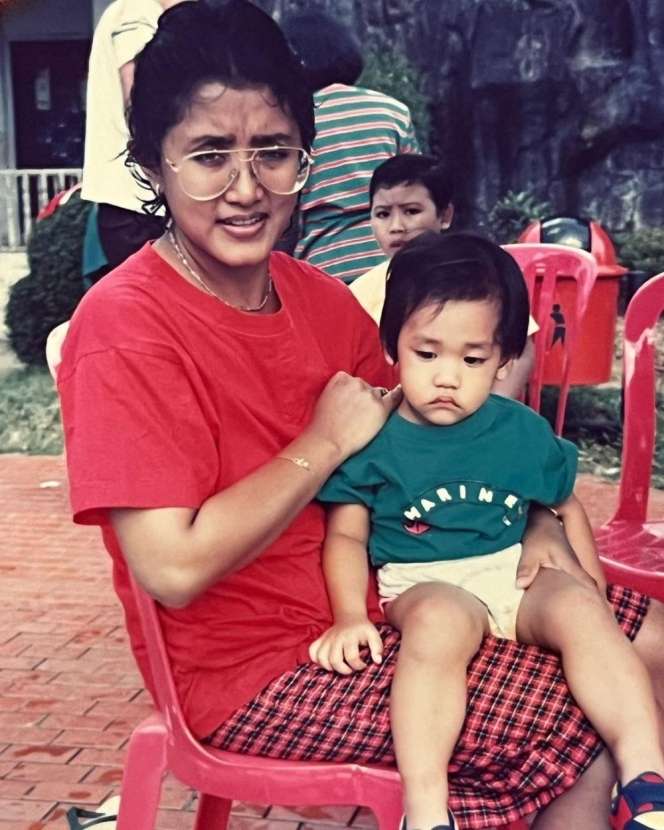 10 Potret Masa Kecil Afgan yang Bikin Pangling, Bak Orang Korea Sejak Bayi, Gemas!