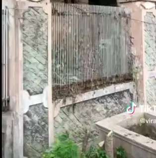10 Potret Rumah Mewah Tiko & Ibu Eny Usai Dibersihkan, Dari Kumuh Kini Tampak Kemegahannya Bak Istana! 