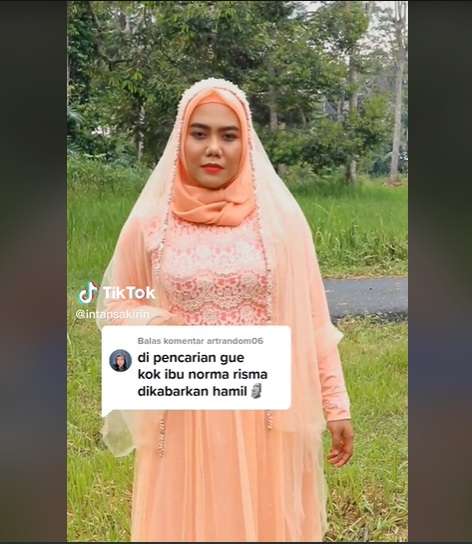 Wanita Ini Cosplay Jadi Ibu Norma Risma, Penampilannya Bikin Pangling, Netizen: `Mirip Banget`