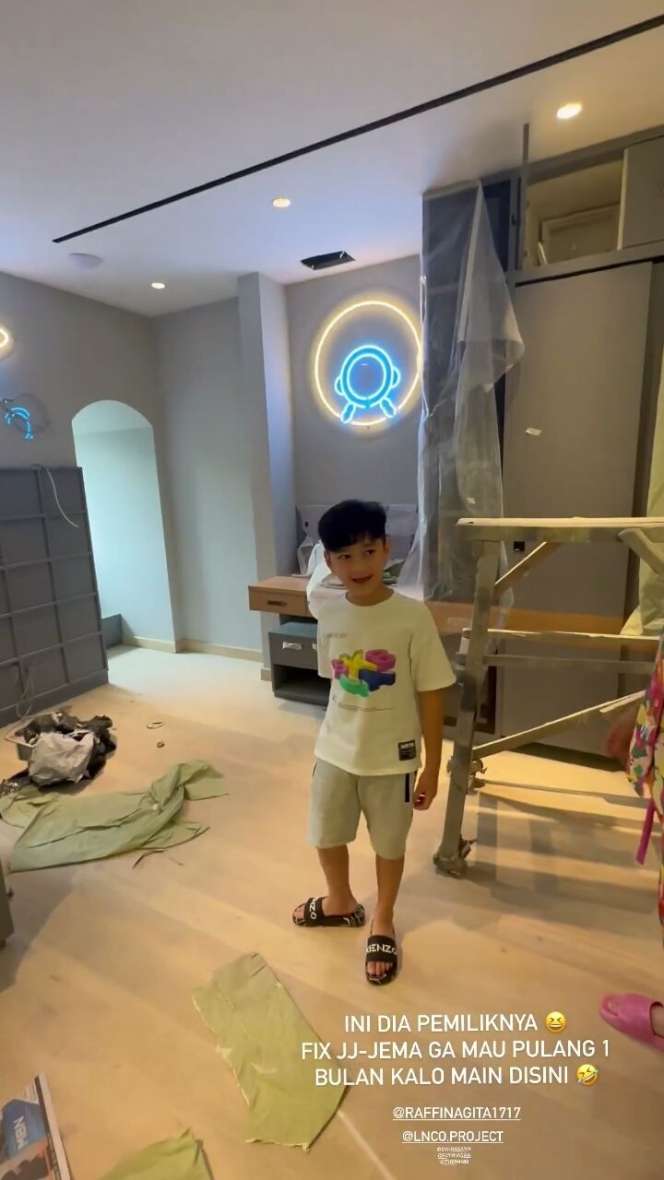 10 Potret Kamar Rafathar & Rayyanza di Rumah Baru, Super Keren, Ada Playground Pribadi Bak Miniatur Dufan!