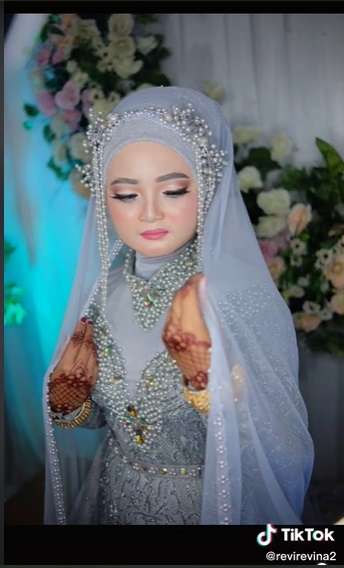 Potret Pengantin Perempuan Berwajah Sedih Saat Menikah, Ternyata Begini Kisahnya…