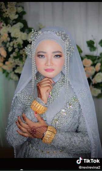 Potret Pengantin Perempuan Berwajah Sedih Saat Menikah, Ternyata Begini Kisahnya…
