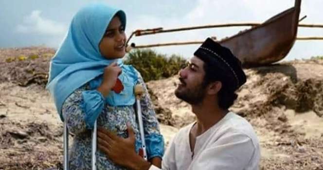 Ingat Anak Reza Rahadian di Film Hafalan Shalat Delisa? 16 Tahun Berlalu, Kini Jadi Artis Terkenal & Wajahnya Bule Banget
