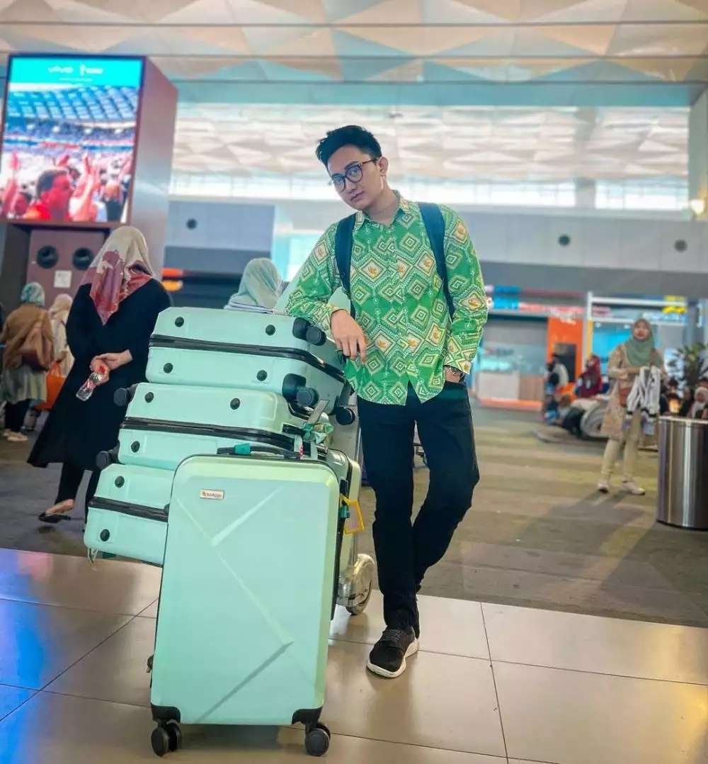Ingat Pemeran Tince di Sinetron Si Yoyo? Dulu Jadi Cowok Kemayu, Penampilannya Kini Berubah Drastis