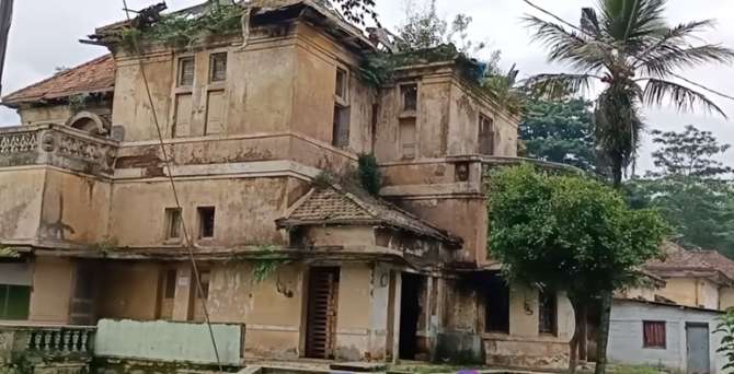 10 Potret Rumah Mewah Terbengkalai 1 Abad, Tempat Harta Karun Zaman Penjajahan Belanda