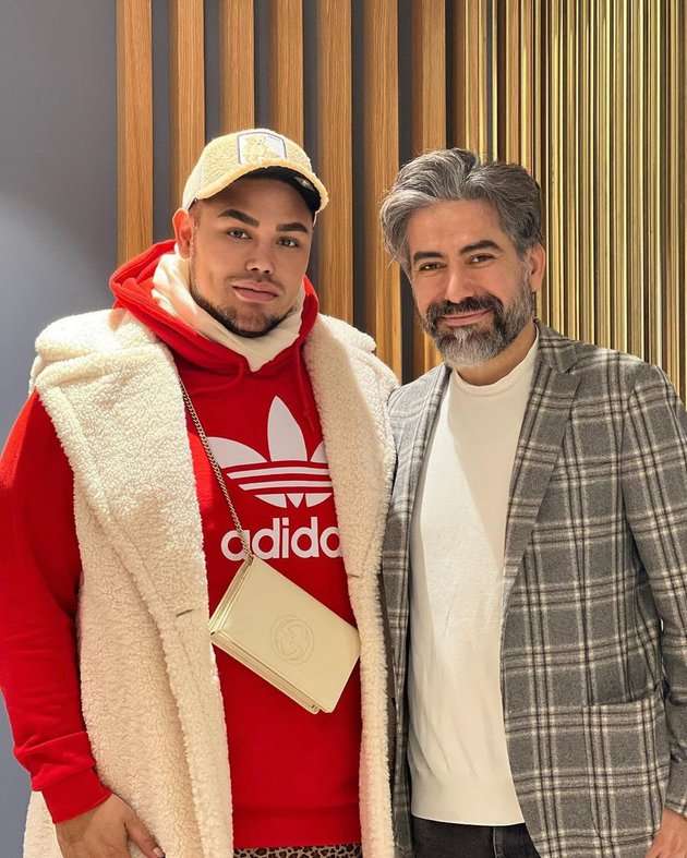 Potret Ivan Gunawan Pamer Hidung Baru Usai Oplas di Turki, Hasilnya Beda Banget!