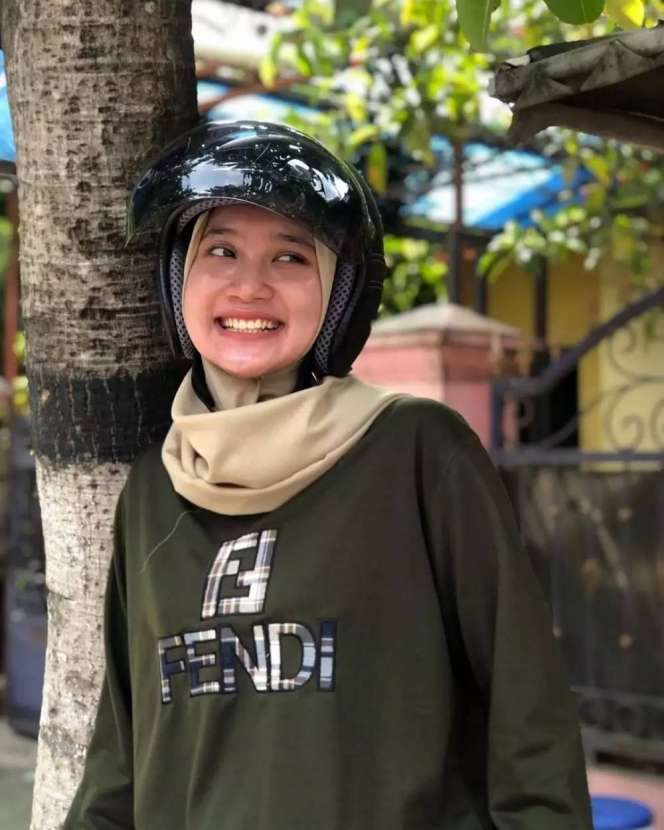 Manglingin! Potret Keseharian Yeni Inka Sang Ratu Ambyar 