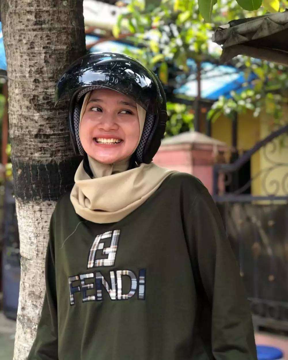 Manglingin! Potret Keseharian Yeni Inka Sang Ratu Ambyar 