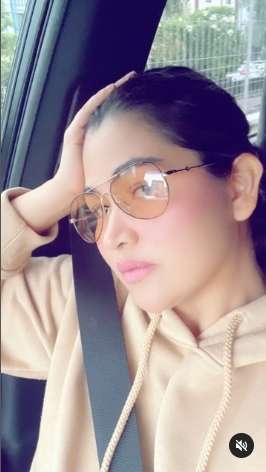 Ingat Pedangdut Seksi Camel Petir? Lama Tak Terdengar Kabarnya, Ternyata Jadi Politisi, Kini Dijuluki `Caleg Sexy`