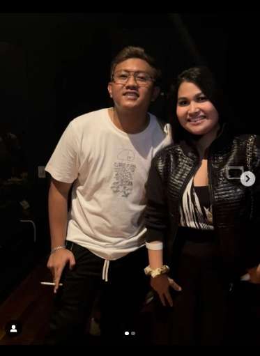 Ingat Pedangdut Seksi Camel Petir? Lama Tak Terdengar Kabarnya, Ternyata Jadi Politisi, Kini Dijuluki `Caleg Sexy`