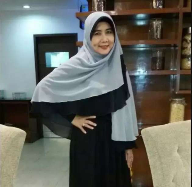 Potret Nani Soewanto Mantan Istri Rano Karno yang Jarang Tersorot, Punya Prestasi Mentereng, Paras Cantiknya Bikin Takjub!