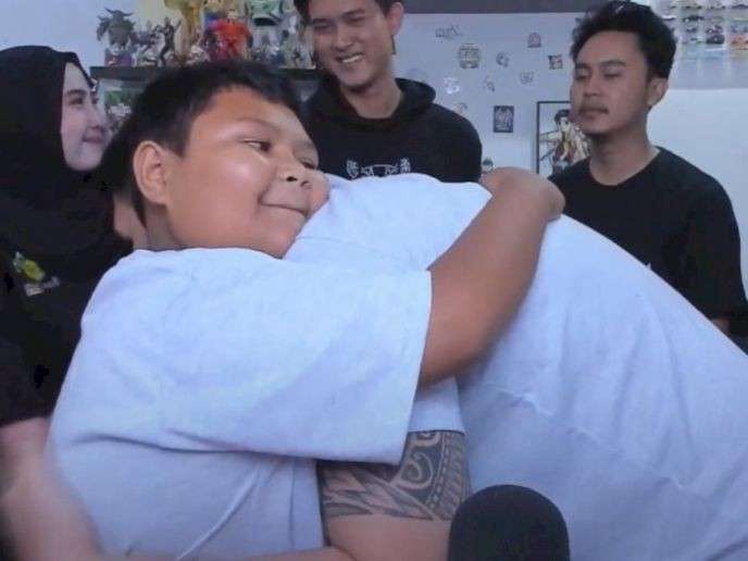 Ingat Rahmat Bocah Berkebutuhan Khusus yang Viral Dijuluki Okky Boy? Dulu Putus Sekolah Gegara Dibully, Begini Kabar Terbarunya