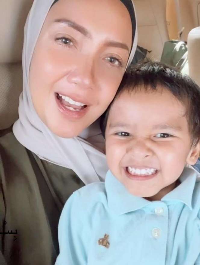 Masih Ingat Tia Ivanka `Mbak Yul`? Ratu Sinetron 90-an & Pernah Didekati Raffi Ahmad, Kini Nasibnya Bikin Nyesek