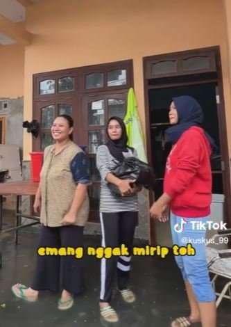 Artis Cantik Istri Bupati Kendal Tak Dikenali Warga Saat Beri Bantuan, Lihat Aksinya Bikin Ngakak: 'Dari Mana Mbak?'