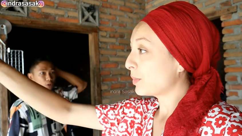Ingat Melissa Bule Prancis yang Dinikahi Pria Lombok? Dulu Rela Tinggal di Gubuk Kini Hidupnya Berubah Drastis, Siap Renovasi Dapur Mertua!