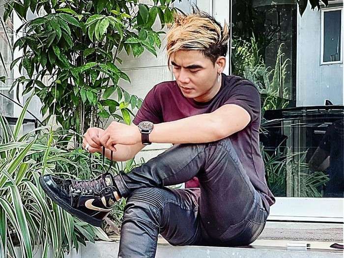 8 Artis `Sultan` yang Dulu Hidup Miskin, Seleb Terakhir Dulu Tukang Gorengan Kini Saingi Raffi Ahmad!