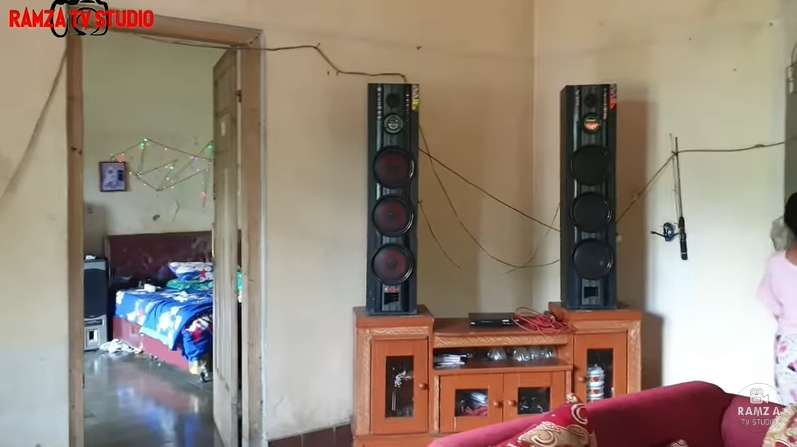 10 Potret Rumah Tua Peninggalan Belanda, Dikira Kosong dan Angker, Ternyata Dalamnya Bikin Takjub!