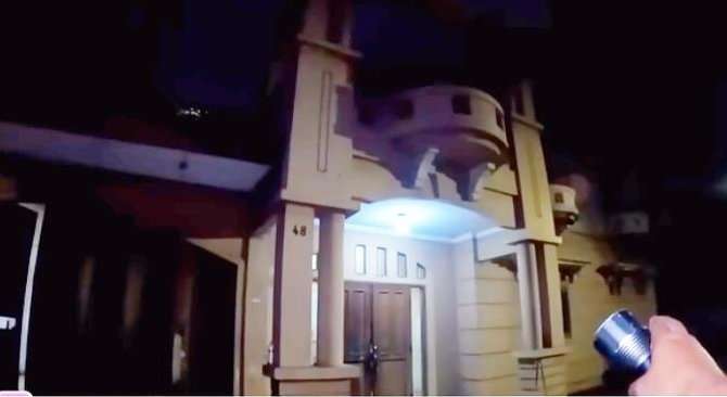 10 Potret Terkini Rumah Tiko dan Ibu Eny, Makin Megah & Gemerlap Usai Dipasang Listrik dan Air!