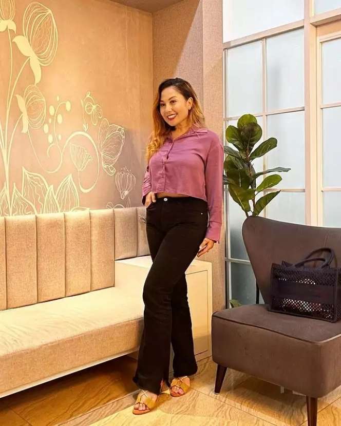 Ingat Bos Cantik Rano Karno di Sinetron Si Doel? Kini Jadi Instruktur Senam, Sempat Bantu Gala Sky Anak Vanessa Angel!