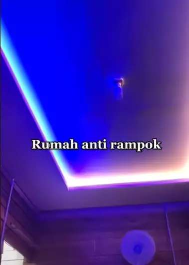 8 Potret Rumah Anti Maling, Dikira Jelek Berdinding Kayu & Atap Seng, Dalamnya Bikin Tajub, Simpan Harta Karun!