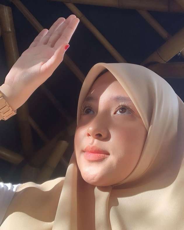 Potret Nissa Sabyan Pamer Close Up Wajah, Warna Matanya Bikin Salfok!