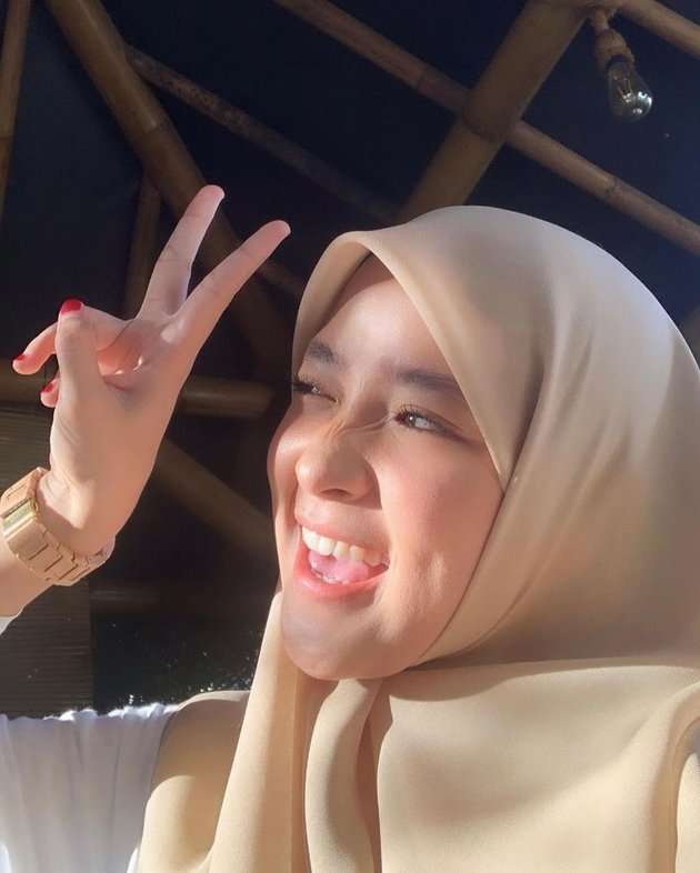 Potret Nissa Sabyan Pamer Close Up Wajah, Warna Matanya Bikin Salfok!