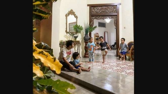 Potret Rumah 7 Seleb di Kampung Halaman, Punya Lesti Kejora Berubah Total, Dulu Berdinding Kayu Kini Semakin Mewah!