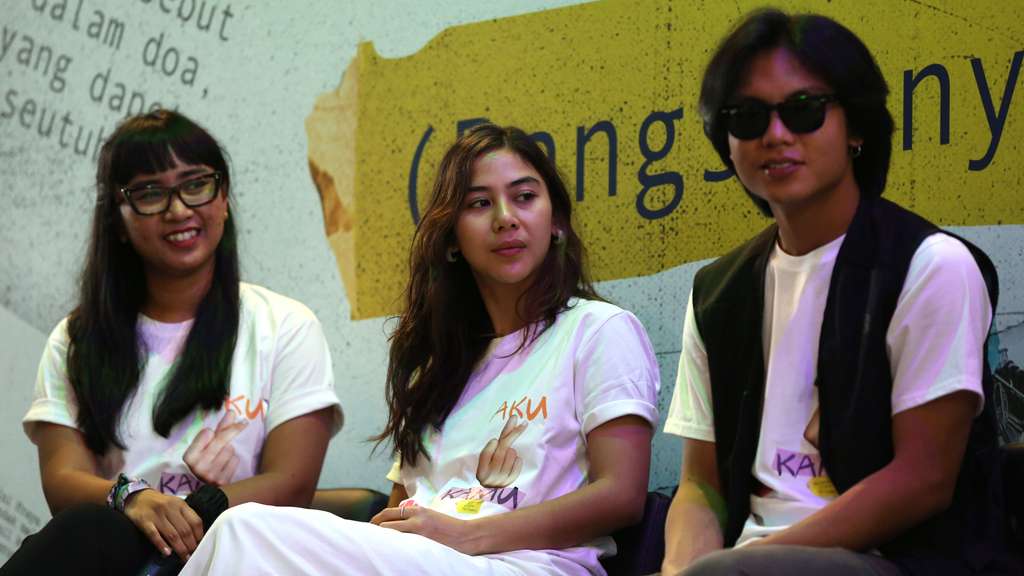 Adinda Thomas Tuangkan Pengalaman Pahit Cintanya Lewat 'Aku Apanya Kamu'
