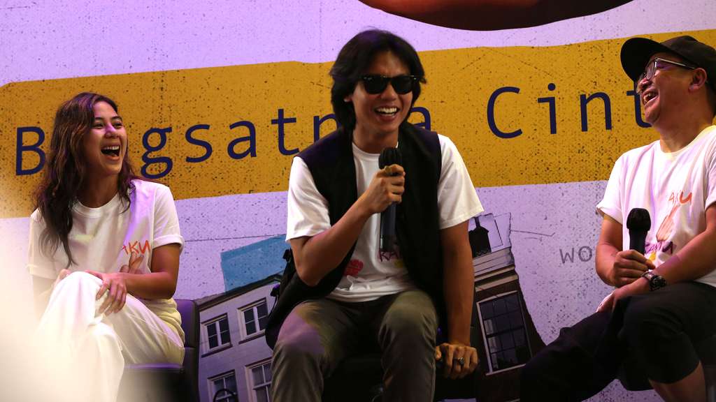 Adinda Thomas Tuangkan Pengalaman Pahit Cintanya Lewat 'Aku Apanya Kamu'